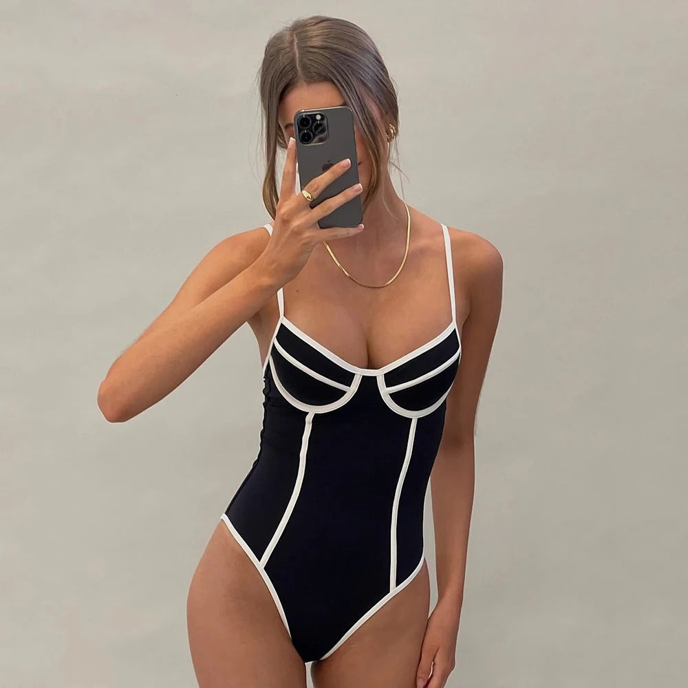 Traje de Baño Amelia Black