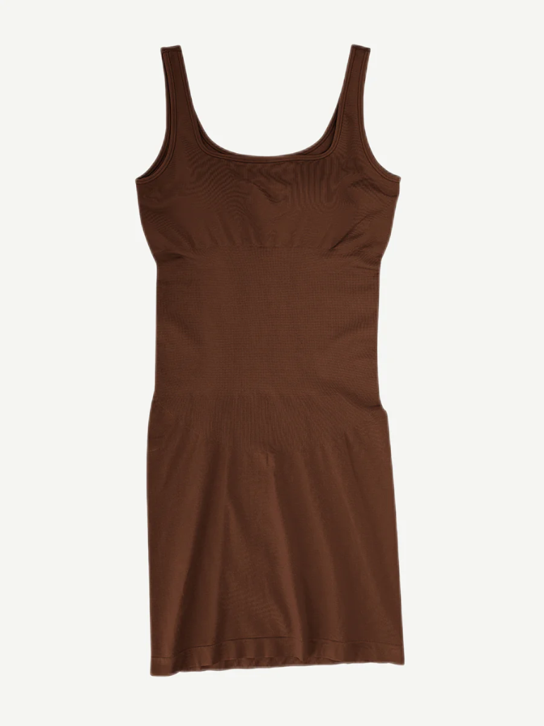 Vestido moldeador de escote cuadrado