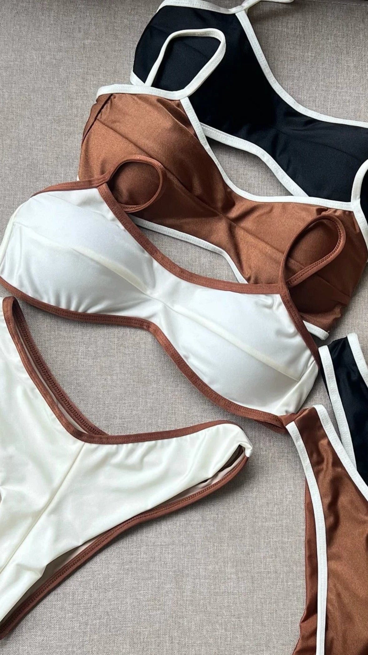 Bikini Camel Conjunto