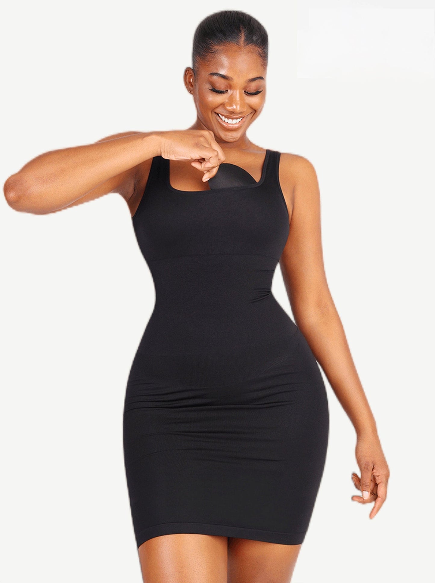 Vestido moldeador de escote cuadrado