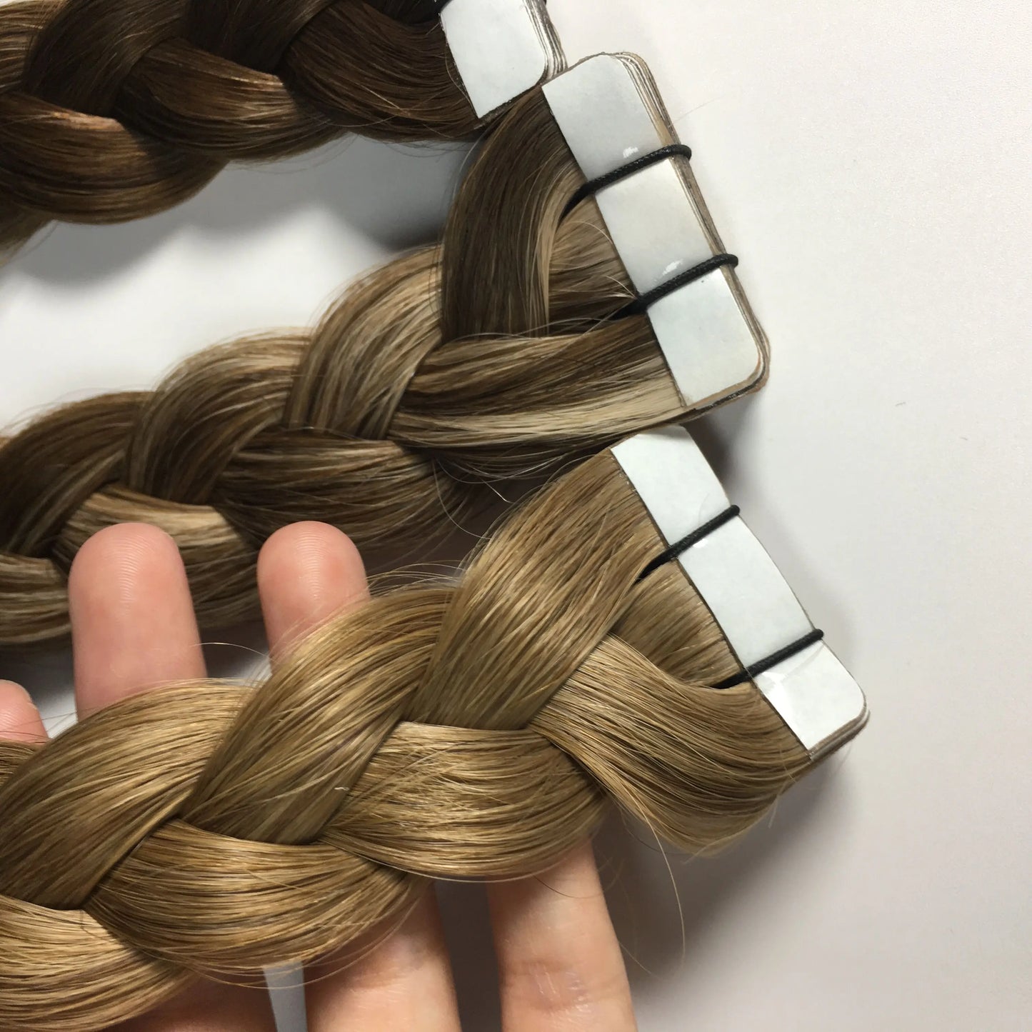Extensiones ADHESIVAS  60 cm Largo Cabello Virgen 100 %